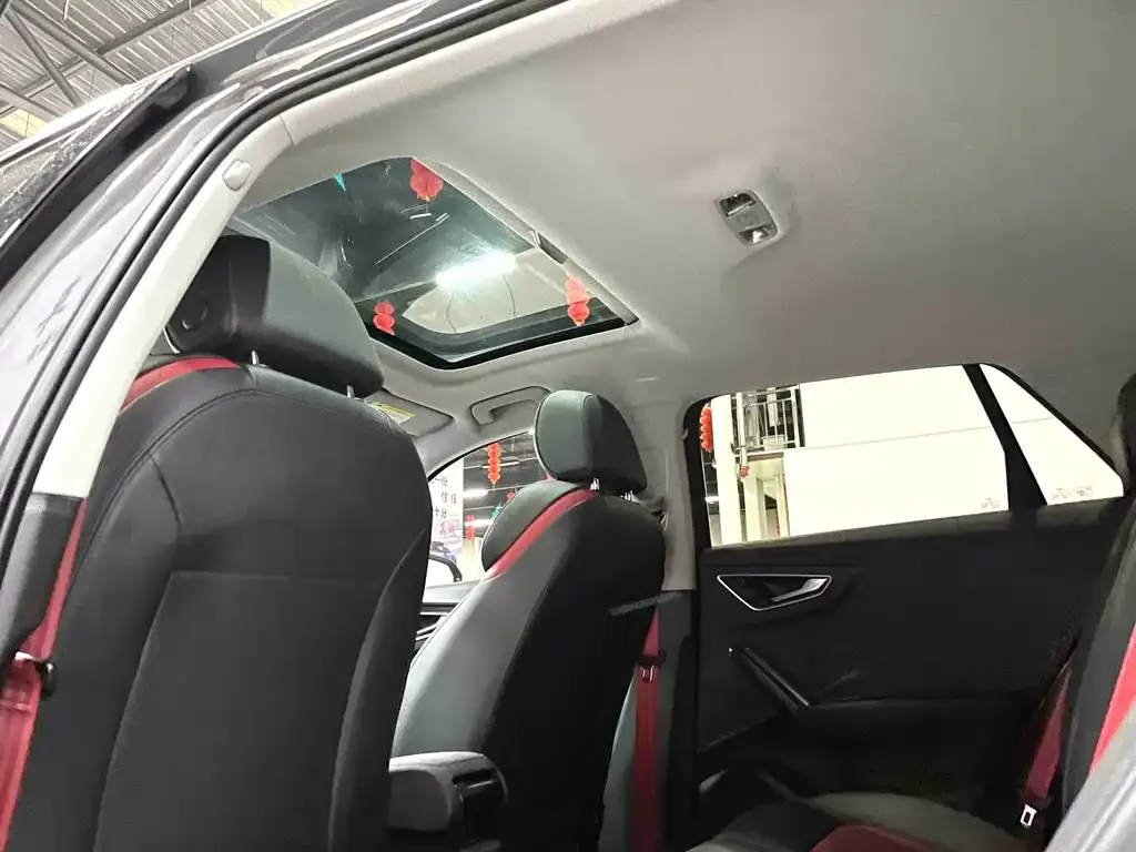 Audi Q2L 2021 из CN, фото 3