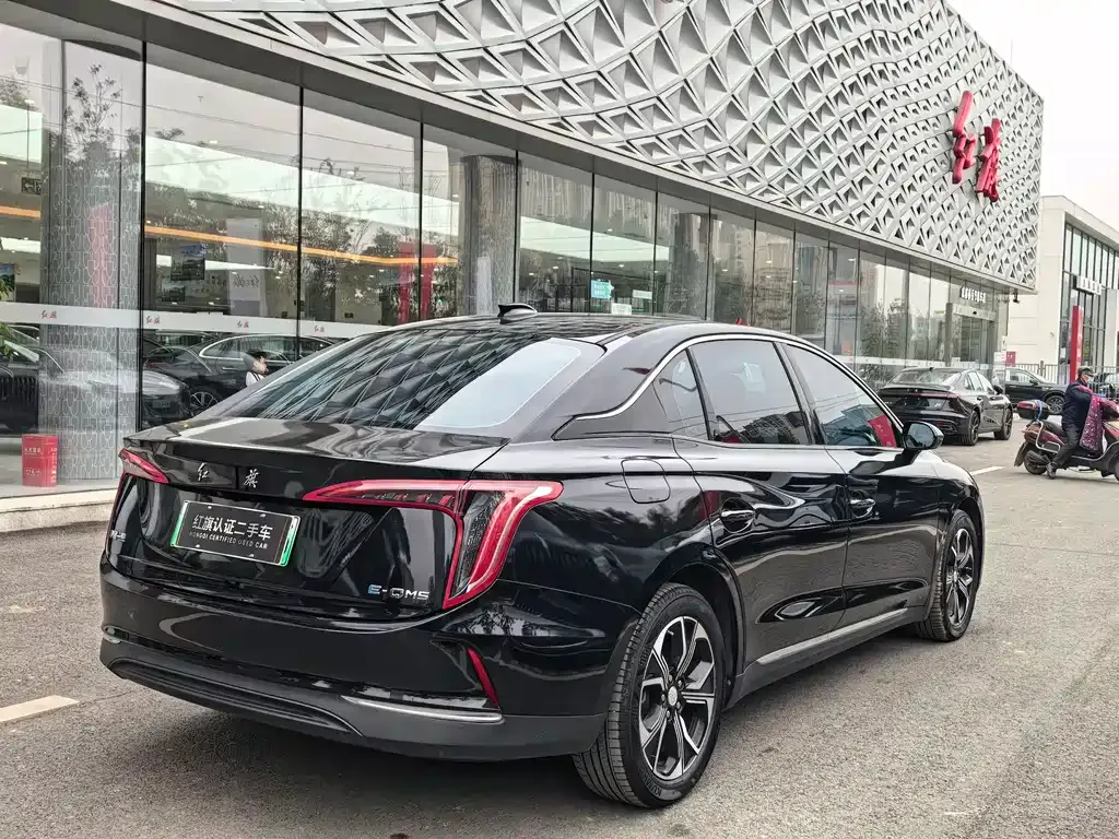 Hongqi E-QM5 2023 из CN, фото 9