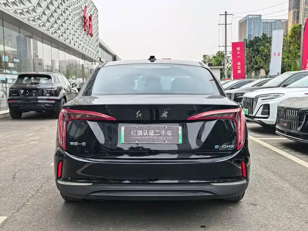 Hongqi E-QM5 2023 из CN, фото 2