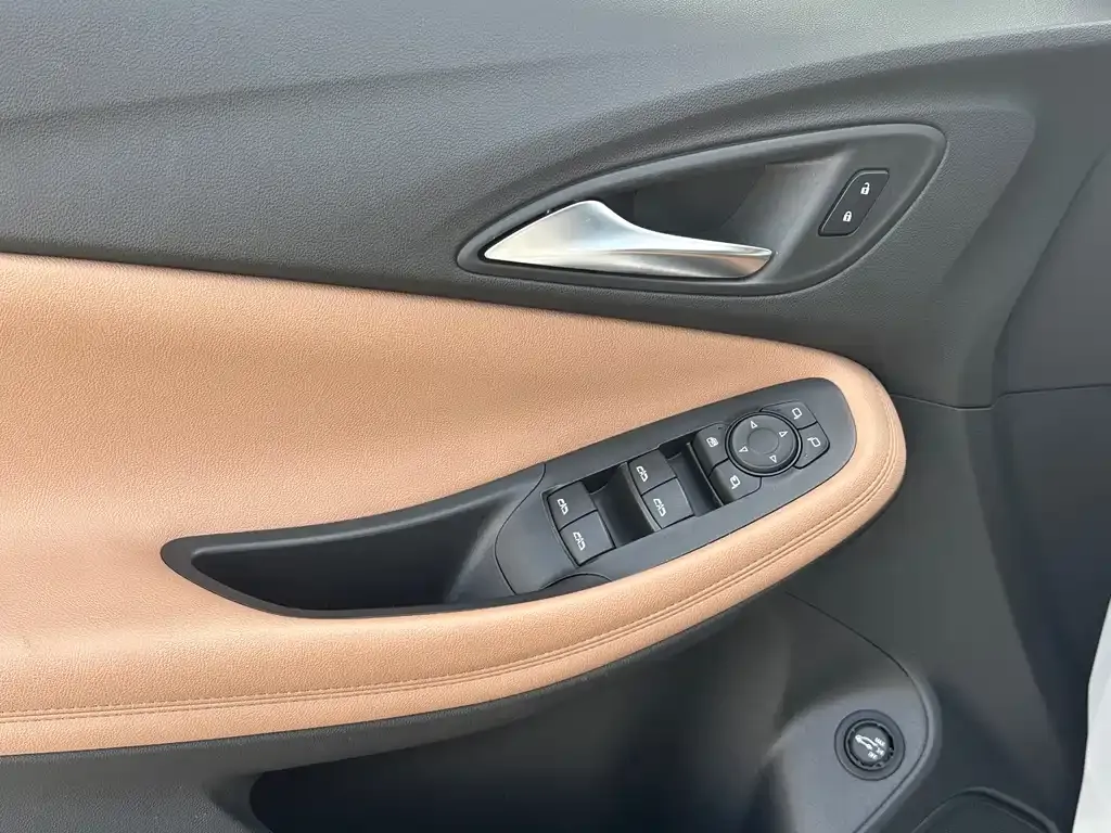Buick PLUS 2023 из CN, фото 6