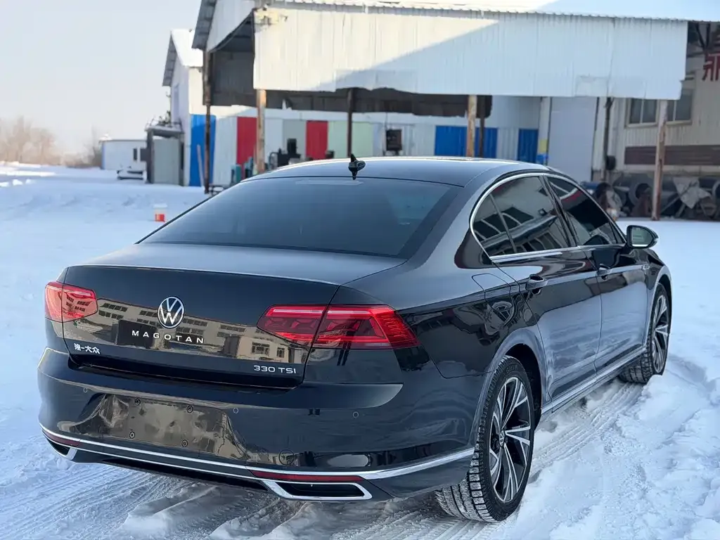 Volkswagen Magotan 2022 из CN, фото 2