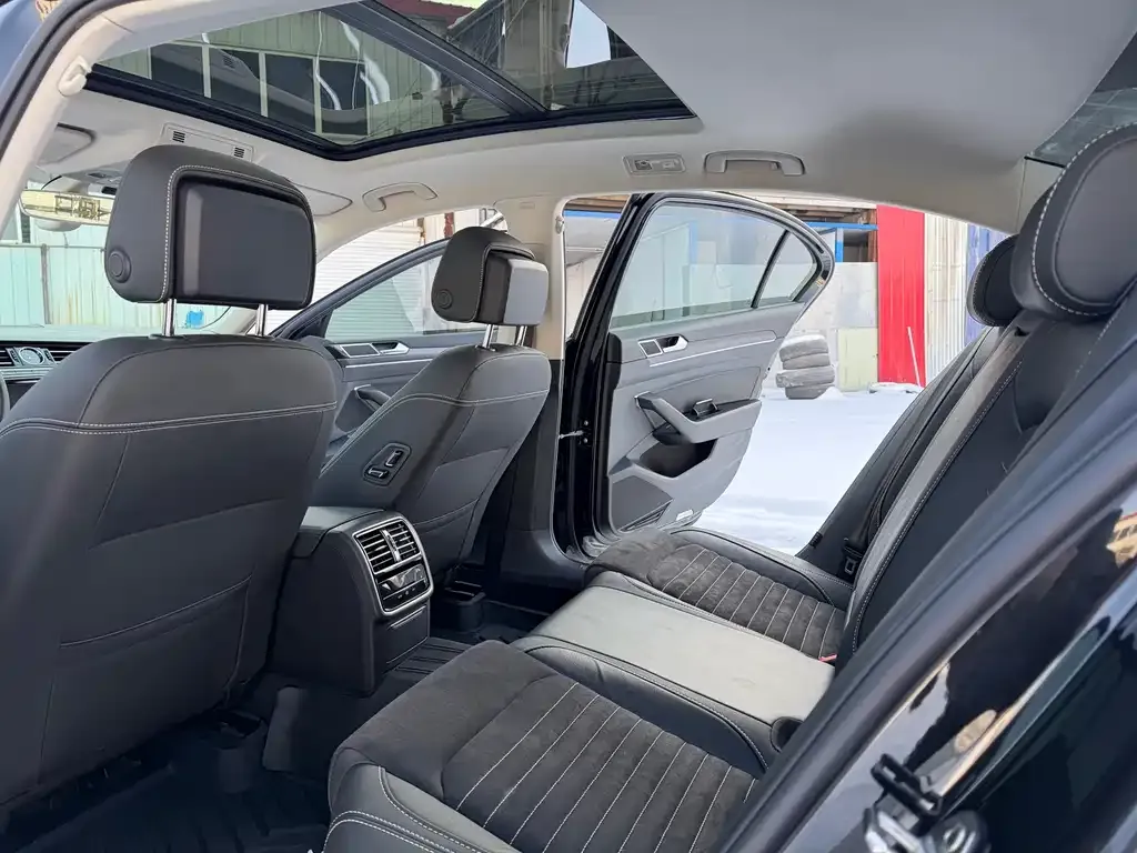 Volkswagen Magotan 2022 из CN, фото 9