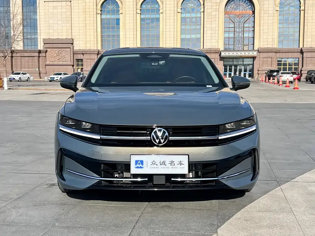 Volkswagen Magotan 2024 из CN, фото 4