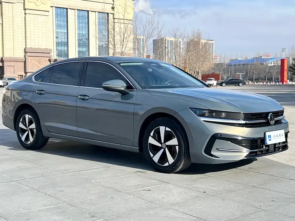 Volkswagen Magotan 2024 из CN, фото 3
