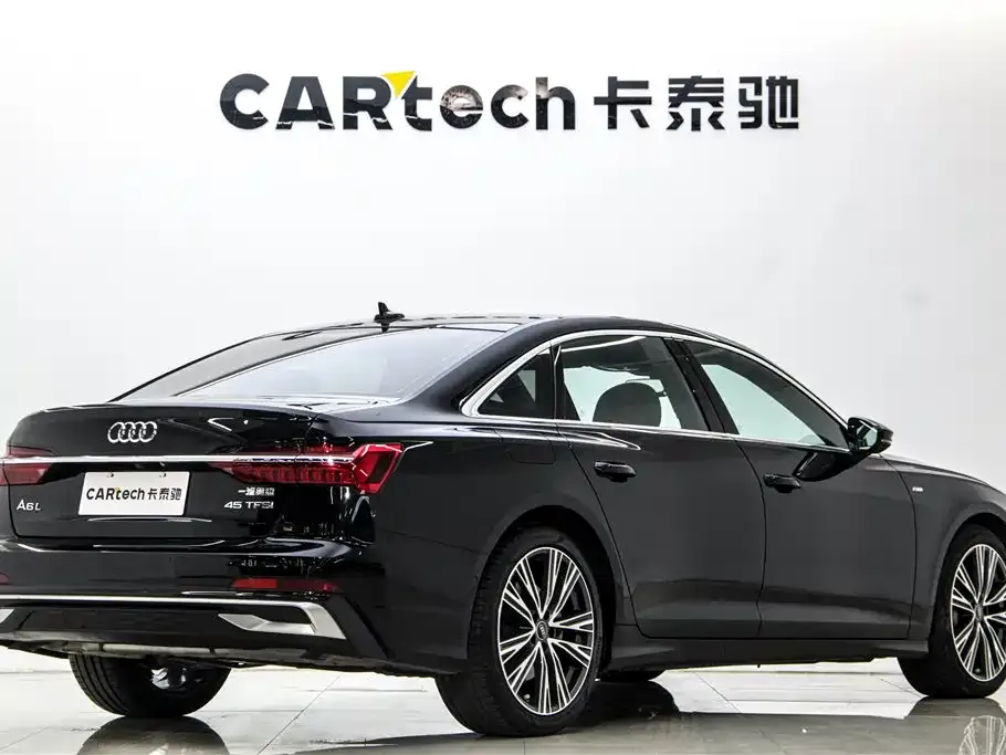 Audi A6L 2023 из CN, фото 4