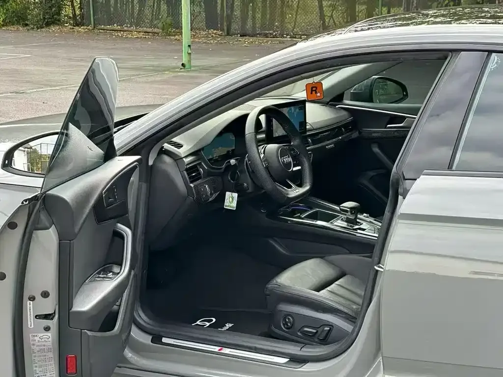 Audi A5 (Import) 2021 из CN, фото 2
