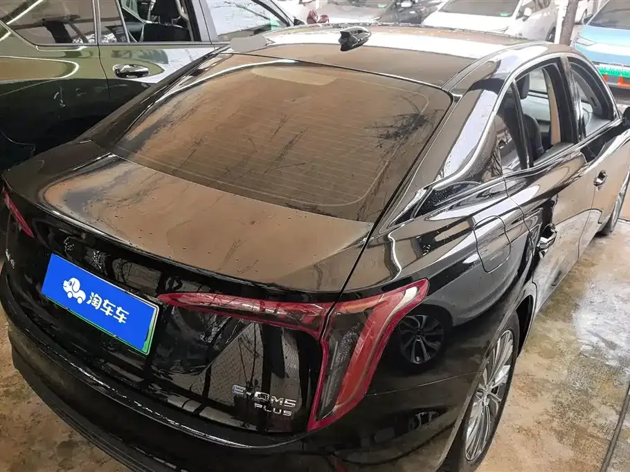 Hongqi E-QM5 2024 из CN, фото 6