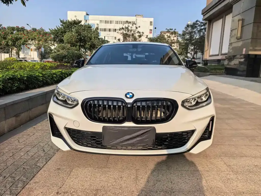 BMW 1 Series 2021 из CN, фото 7