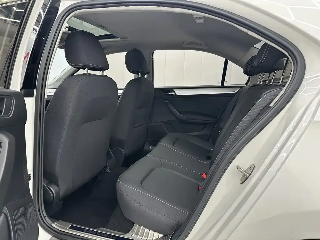 Skoda Rapid 2022 из CN, фото 4