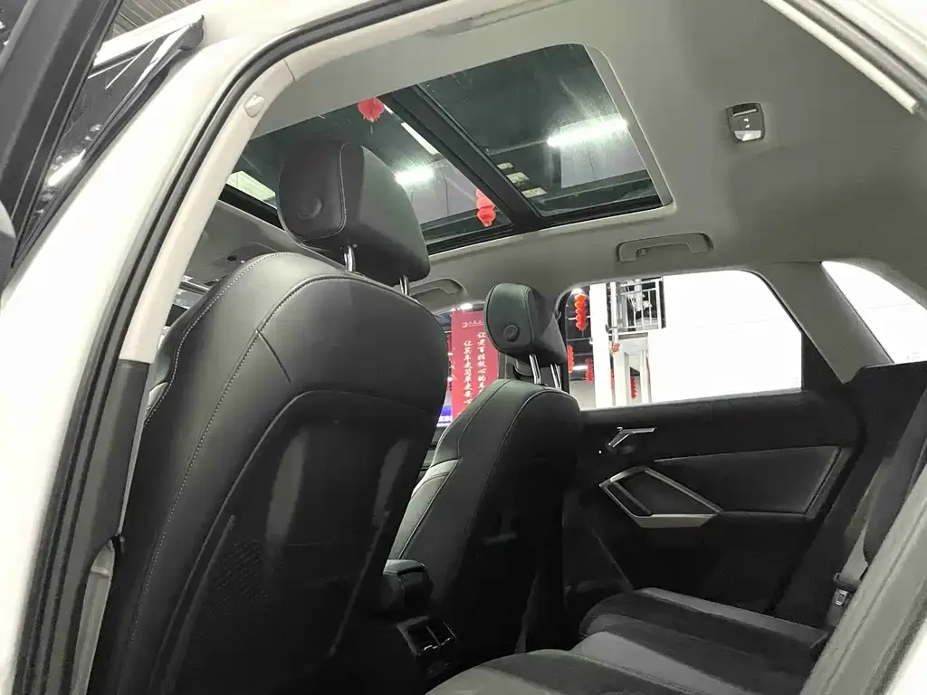 Audi Q3 2022 из CN, фото 6