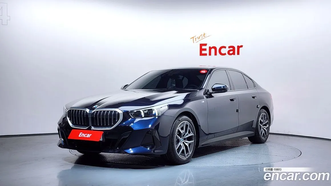 BMW 5-Series 2025 из KR, фото 1