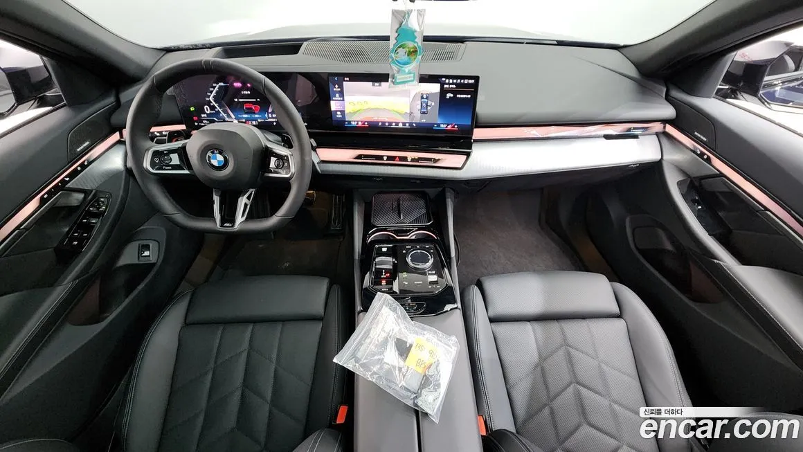 BMW 5-Series 2025 из KR, фото 4