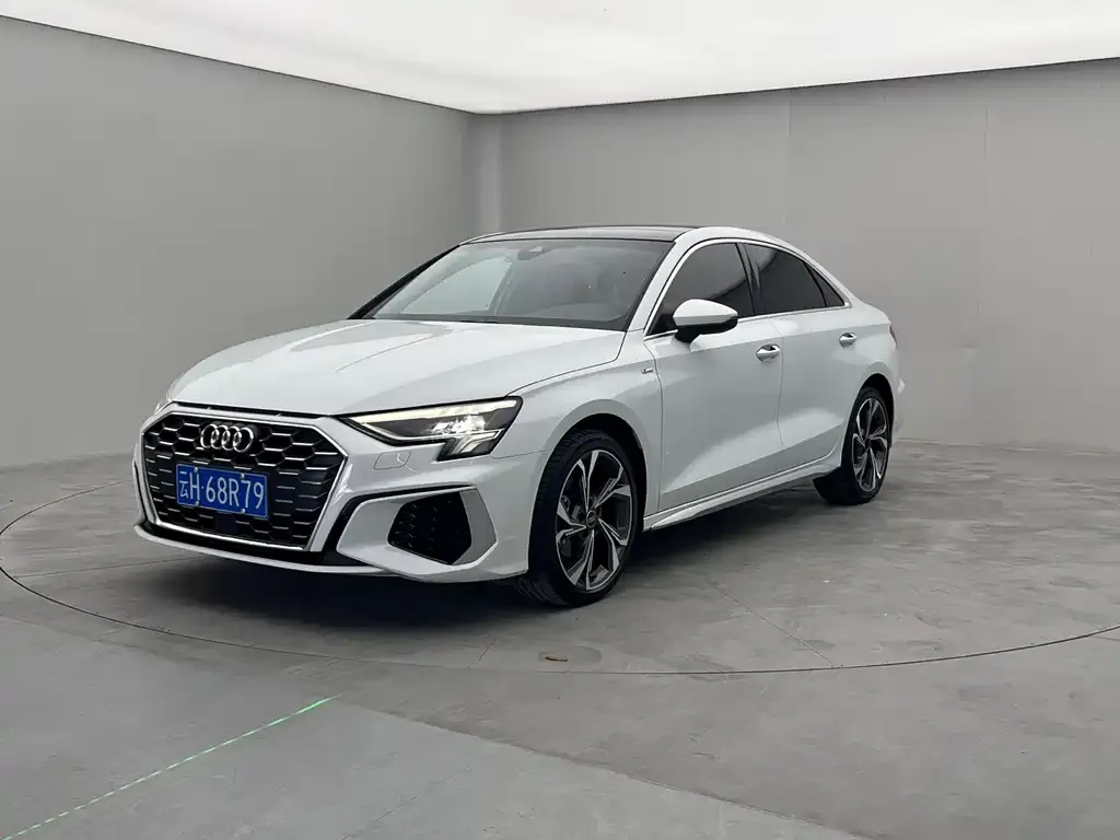 Audi A3 2022 из CN, фото 1