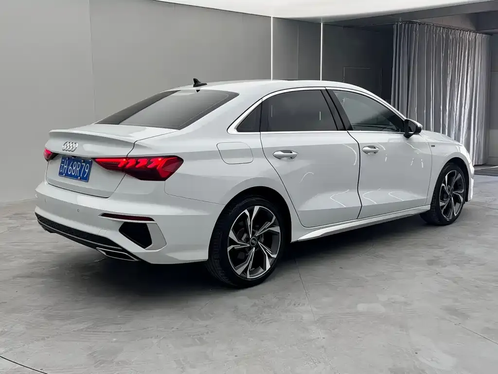 Audi A3 2022 из CN, фото 8