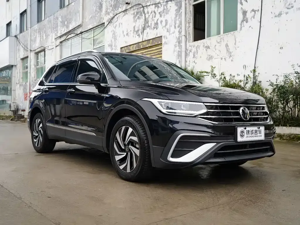 Volkswagen Tiguan L 2023 из CN, фото 7