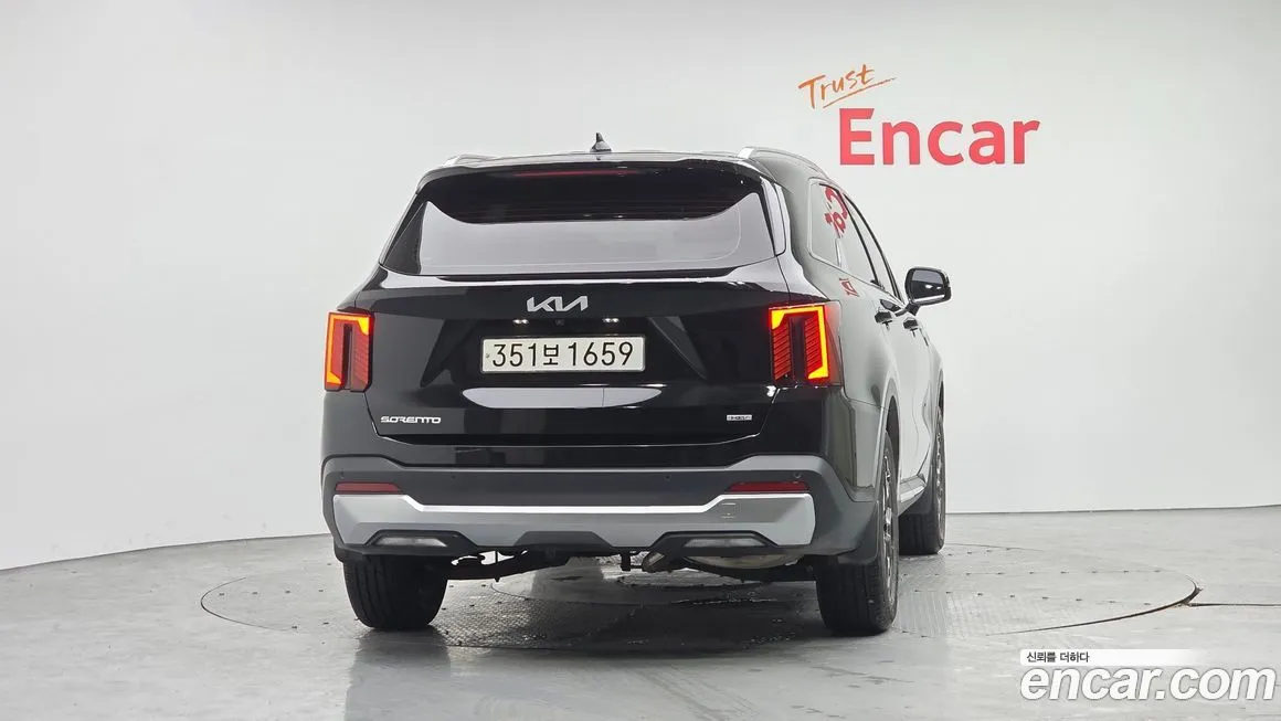 Kia Sorento — фото 4
