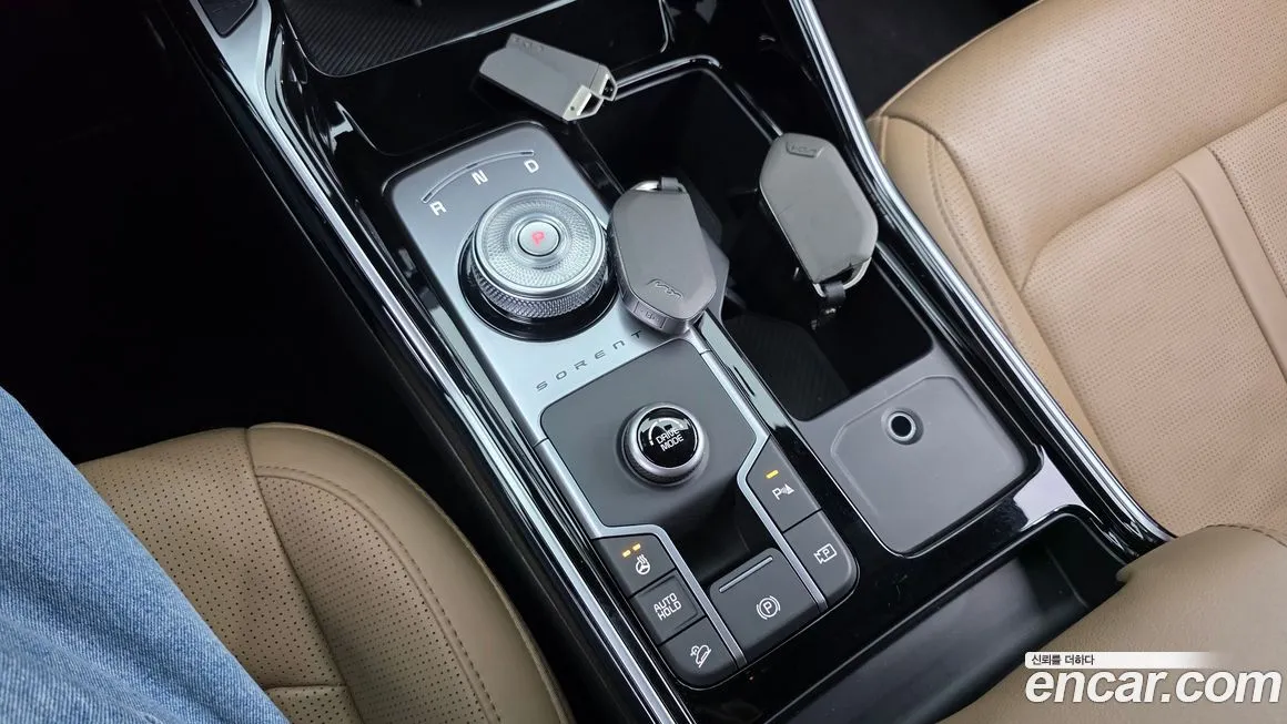 Kia Sorento — фото 10