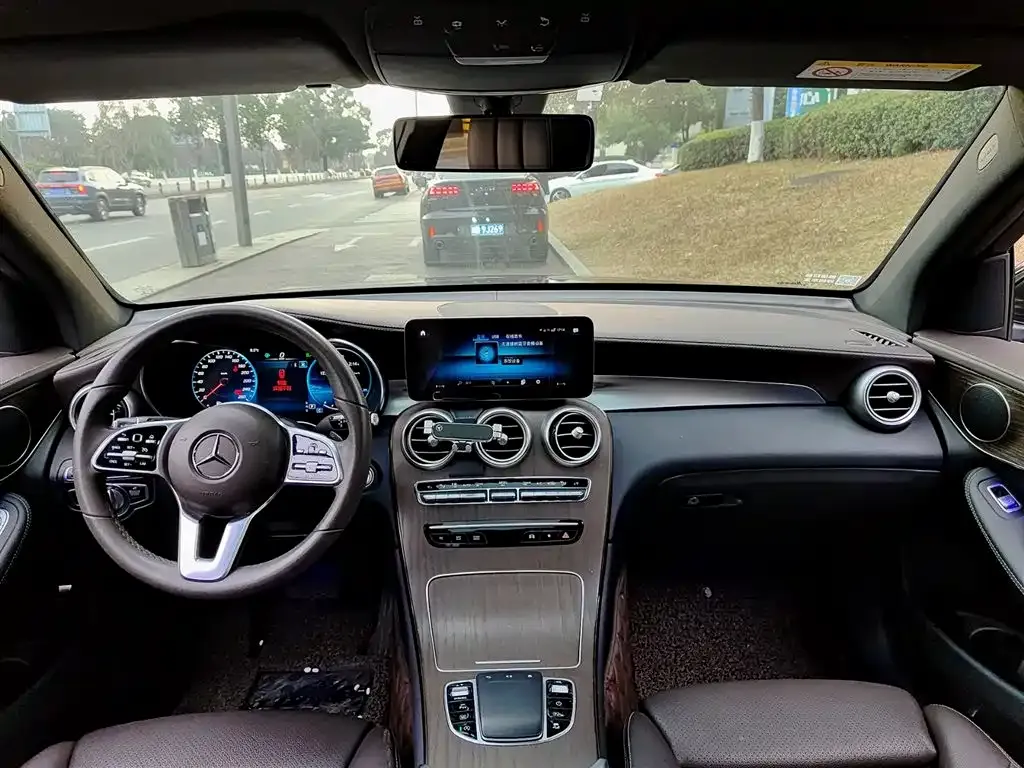 Mercedes-Benz GLC 2022 из CN, фото 2