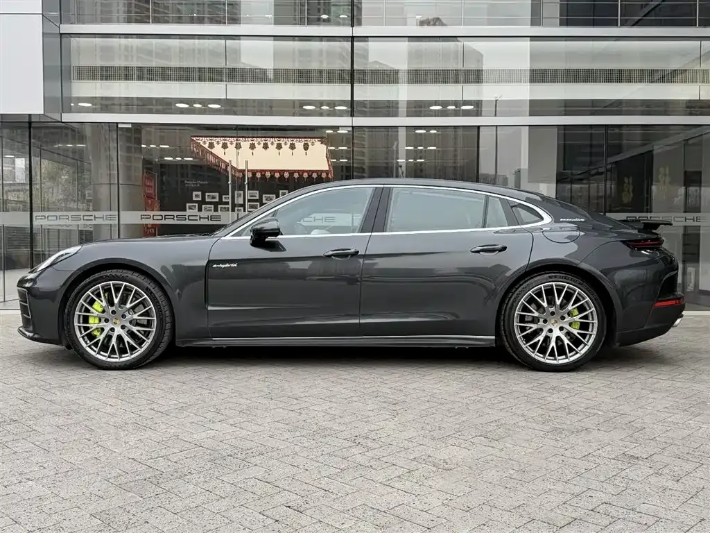 Porsche Panamera Hybrid 2025 из CN, фото 9