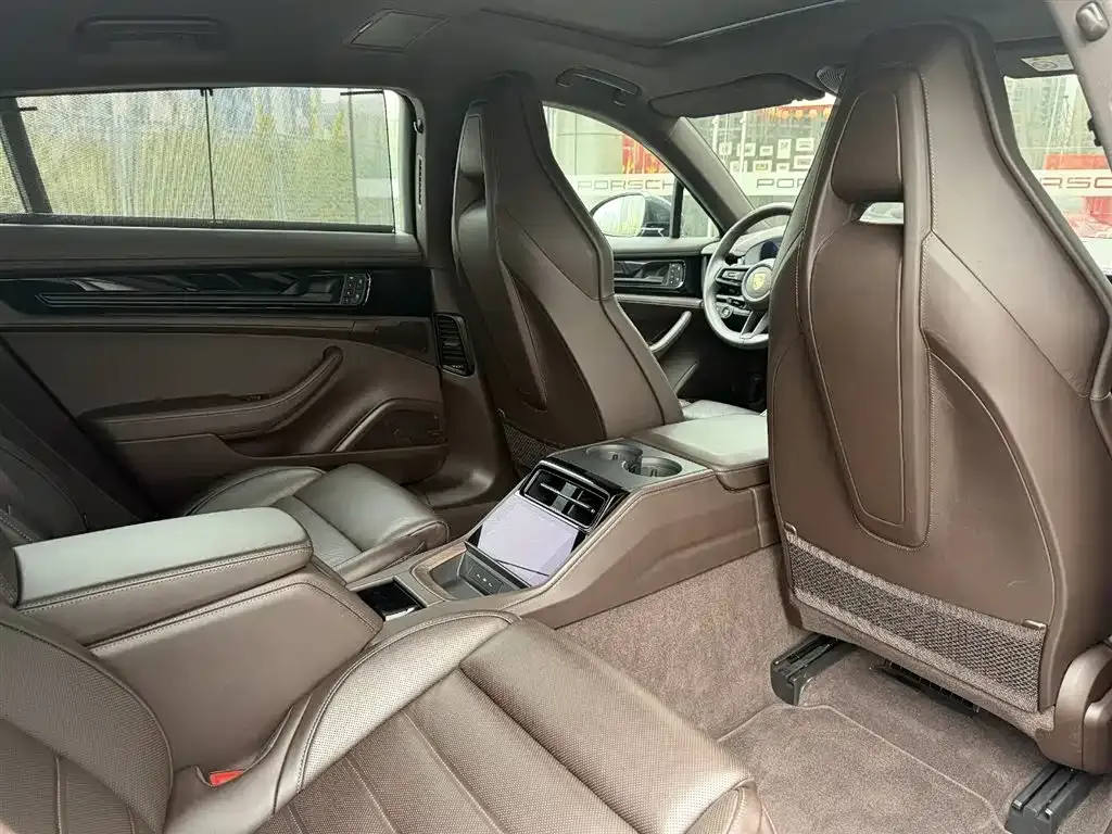 Porsche Panamera Hybrid 2025 из CN, фото 8