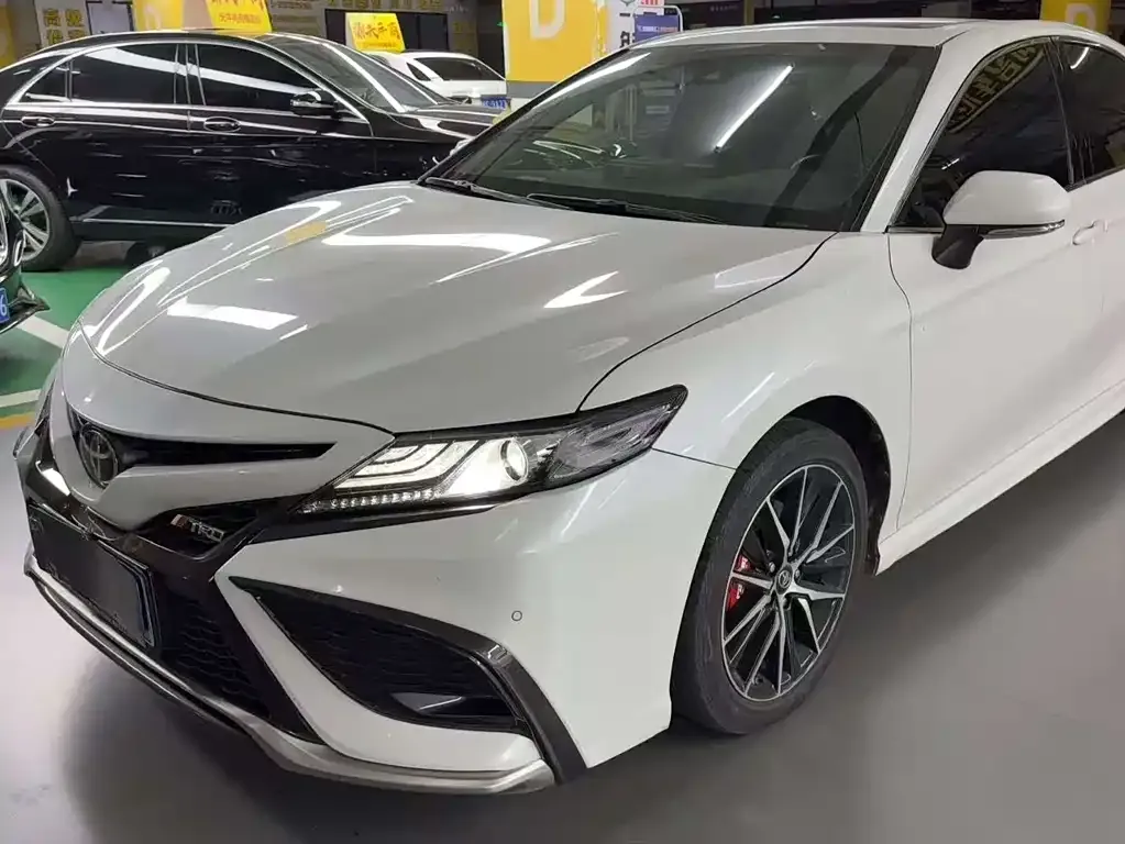 Toyota Camry 2022 из CN, фото 1