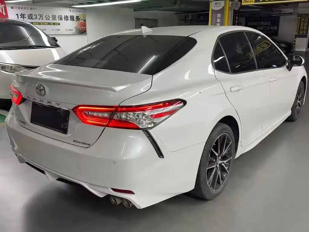Toyota Camry 2022 из CN, фото 4