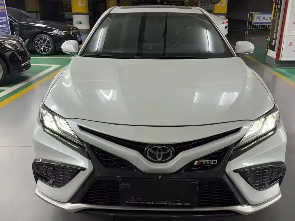 Toyota Camry 2022 из CN, фото 3