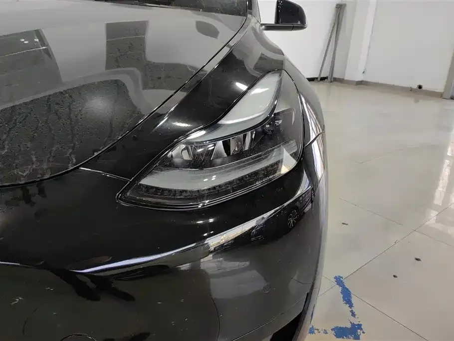 Tesla Model Y 2024 из CN, фото 2