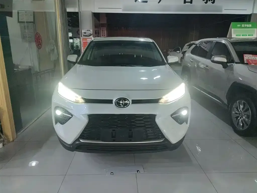 Toyota Wildlander 2022 из CN, фото 6