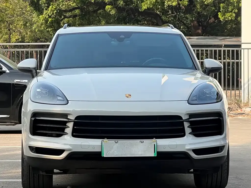 Porsche Cayenne Hybrid — фото 2