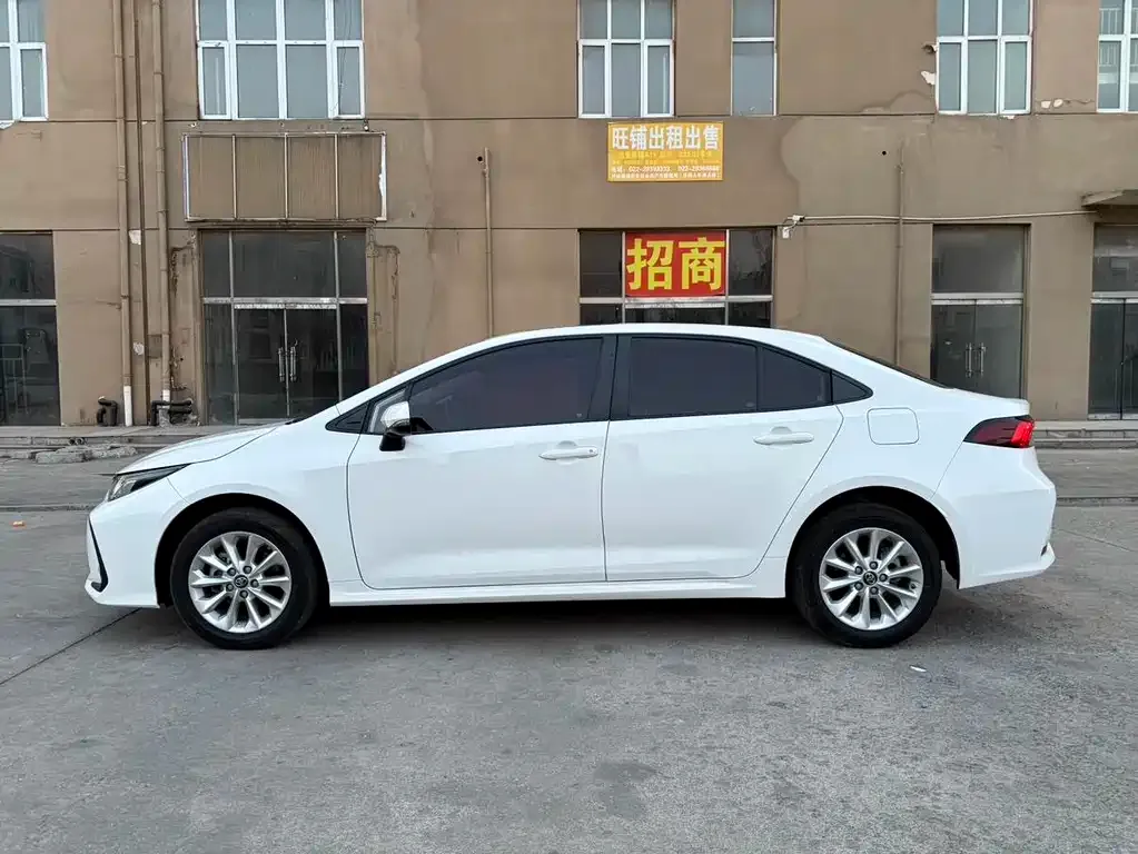 Toyota Corolla 2022 из CN, фото 6