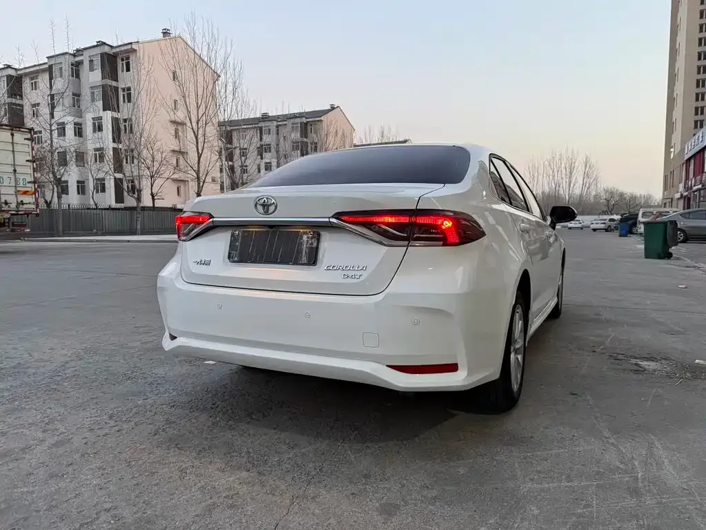 Toyota Corolla 2022 из CN, фото 8