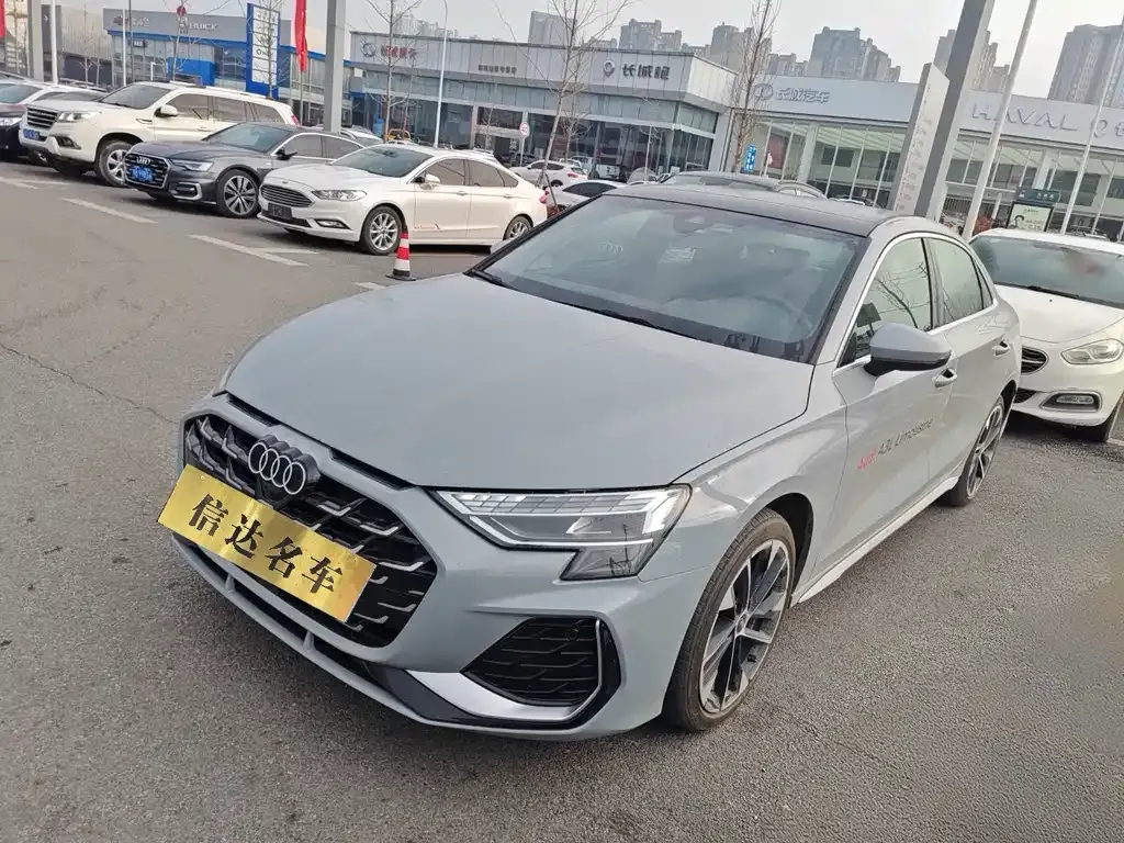 Audi A3 2024 из CN, фото 1