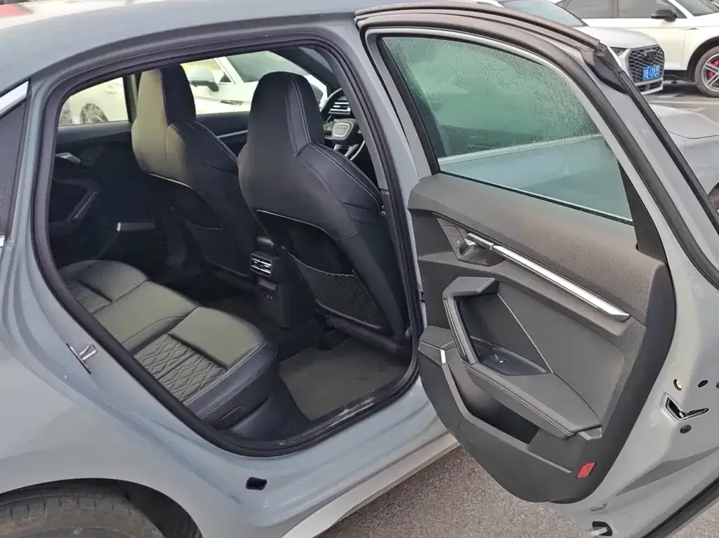 Audi A3 2024 из CN, фото 6