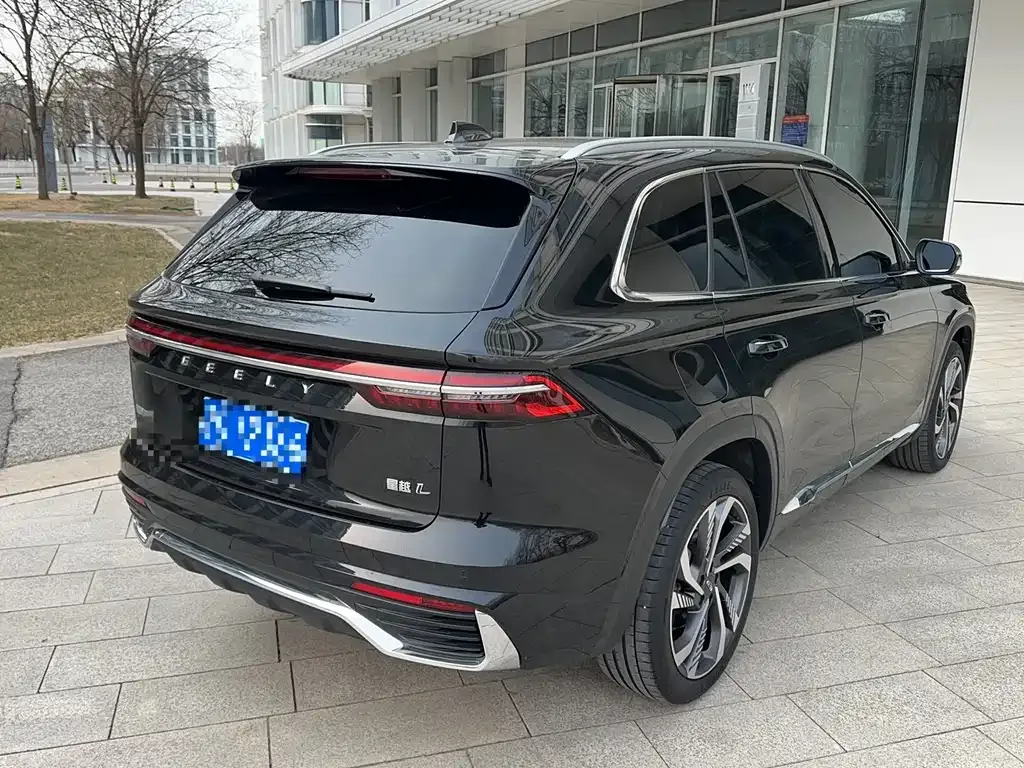 Geely Xingyue L — фото 3