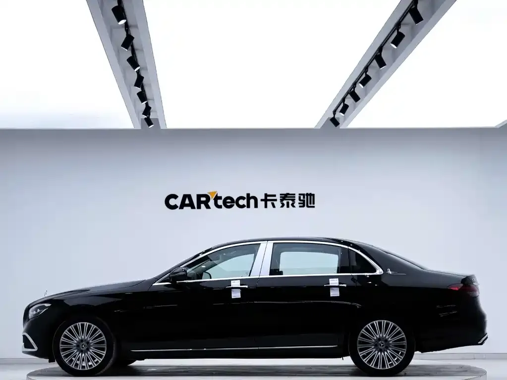 Mercedes-Benz E-Class 2022 из CN, фото 2