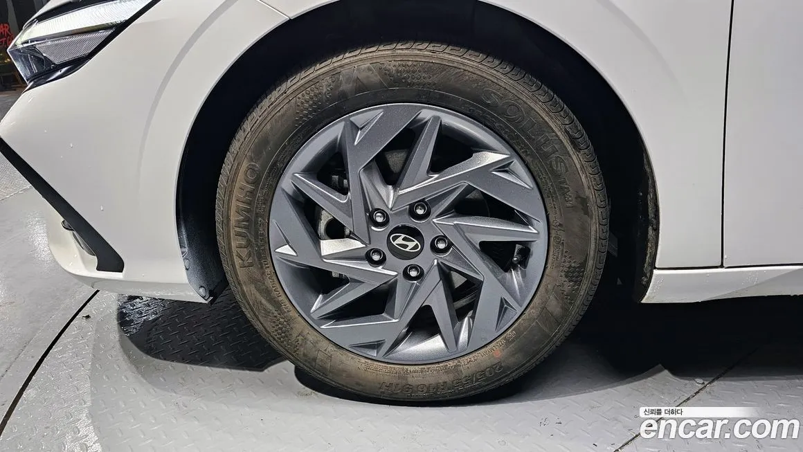 Hyundai AVANTE — фото 6