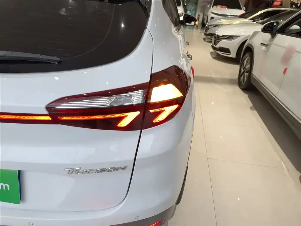Hyundai Tucson — фото 4