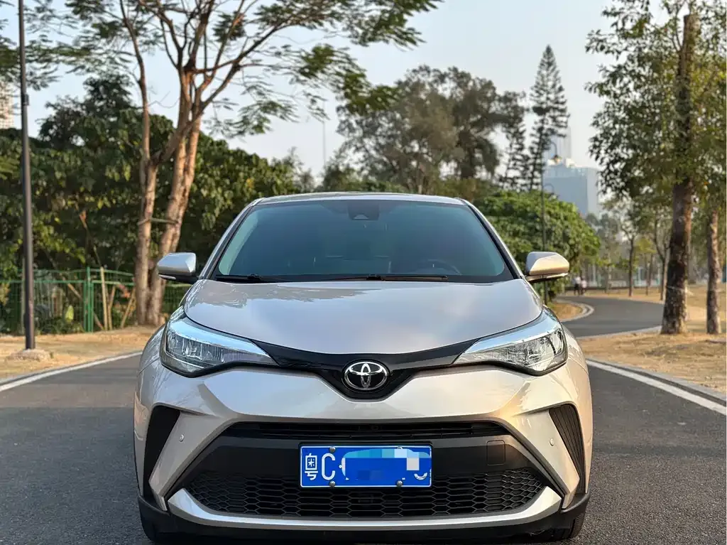 Toyota C-HR 2022 из CN, фото 8