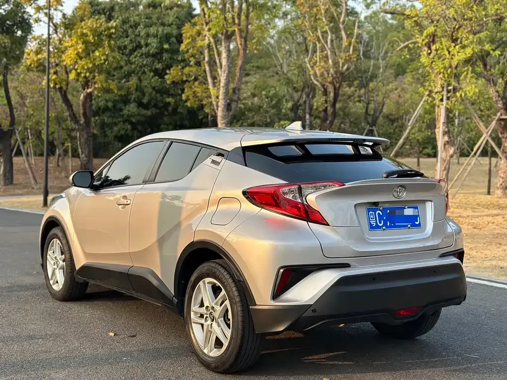 Toyota C-HR 2022 из CN, фото 4