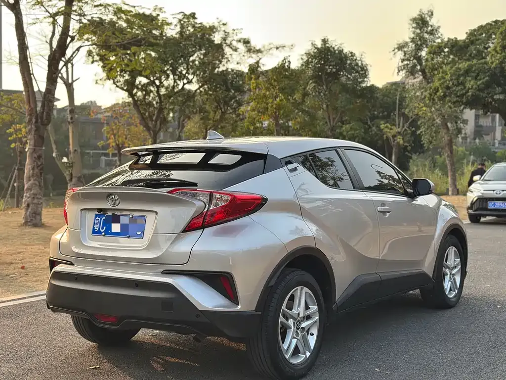 Toyota C-HR 2022 из CN, фото 7