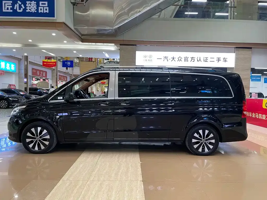 Mercedes-Benz Vito — фото 10