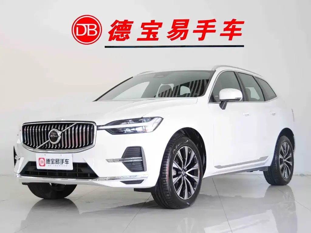 Volvo XC60 — фото 1