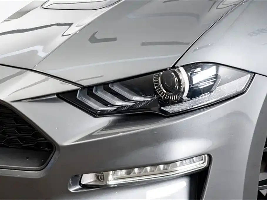 Ford Mustang 2023 из CN, фото 2
