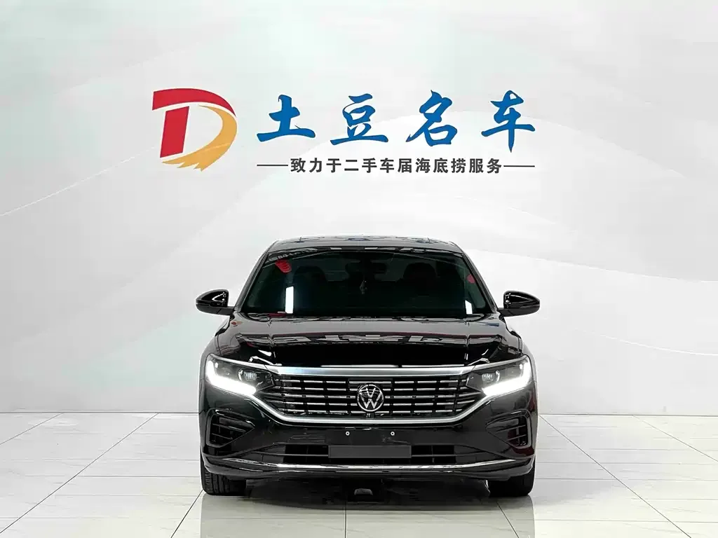 Volkswagen Passat 2023 из CN, фото 3
