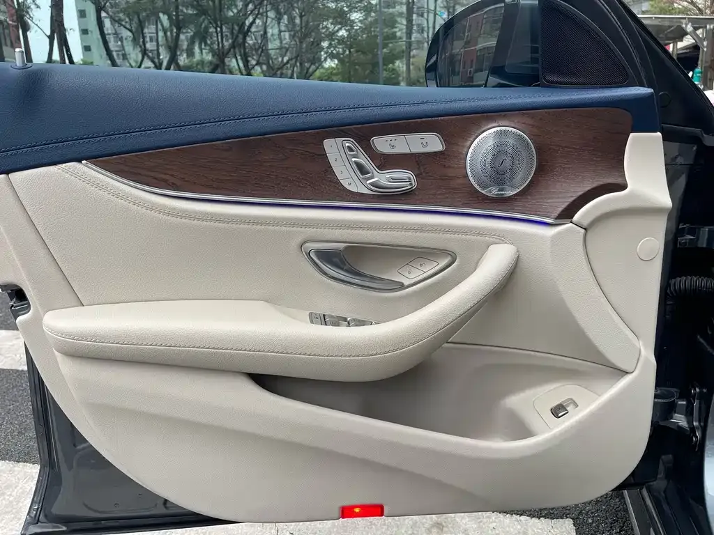 Mercedes-Benz E-Class 2021 из CN, фото 9