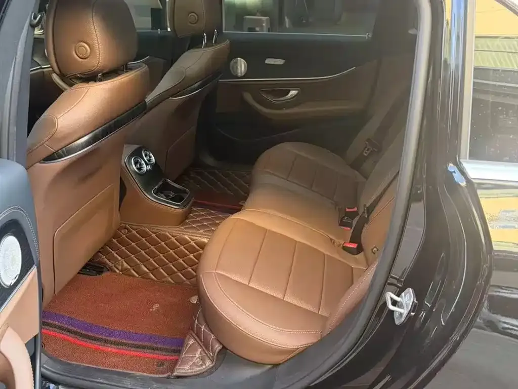 Mercedes-Benz E-Class 2023 из CN, фото 2