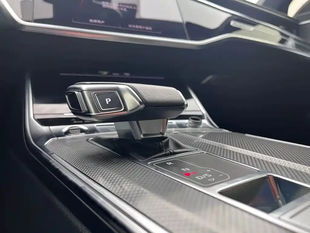 Audi A6L New Energy — фото 6