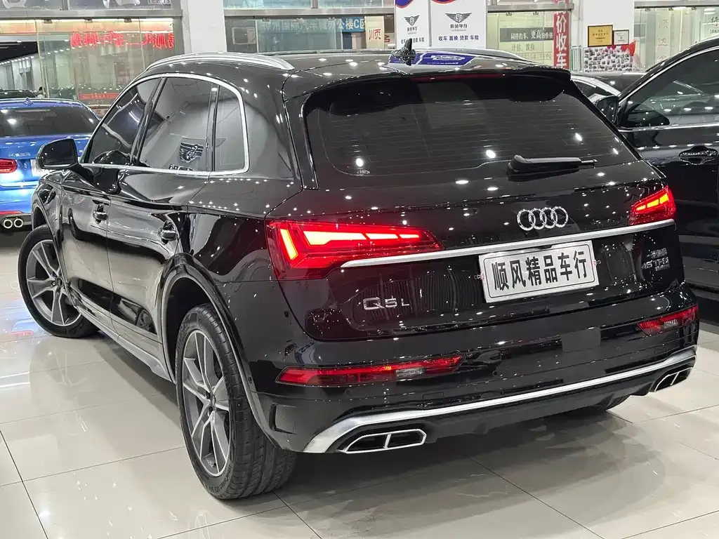 Audi Q5L 2023 из CN, фото 4