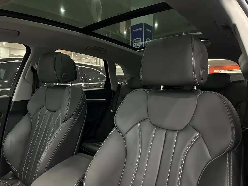 Audi Q5L 2023 из CN, фото 6